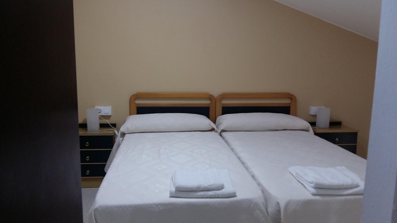 Pension El Tabanu Celorio  Extérieur photo